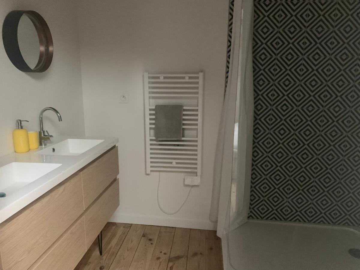 Maison Papillon Gite De Ressourcement Lusignan-Petit Exteriér fotografie